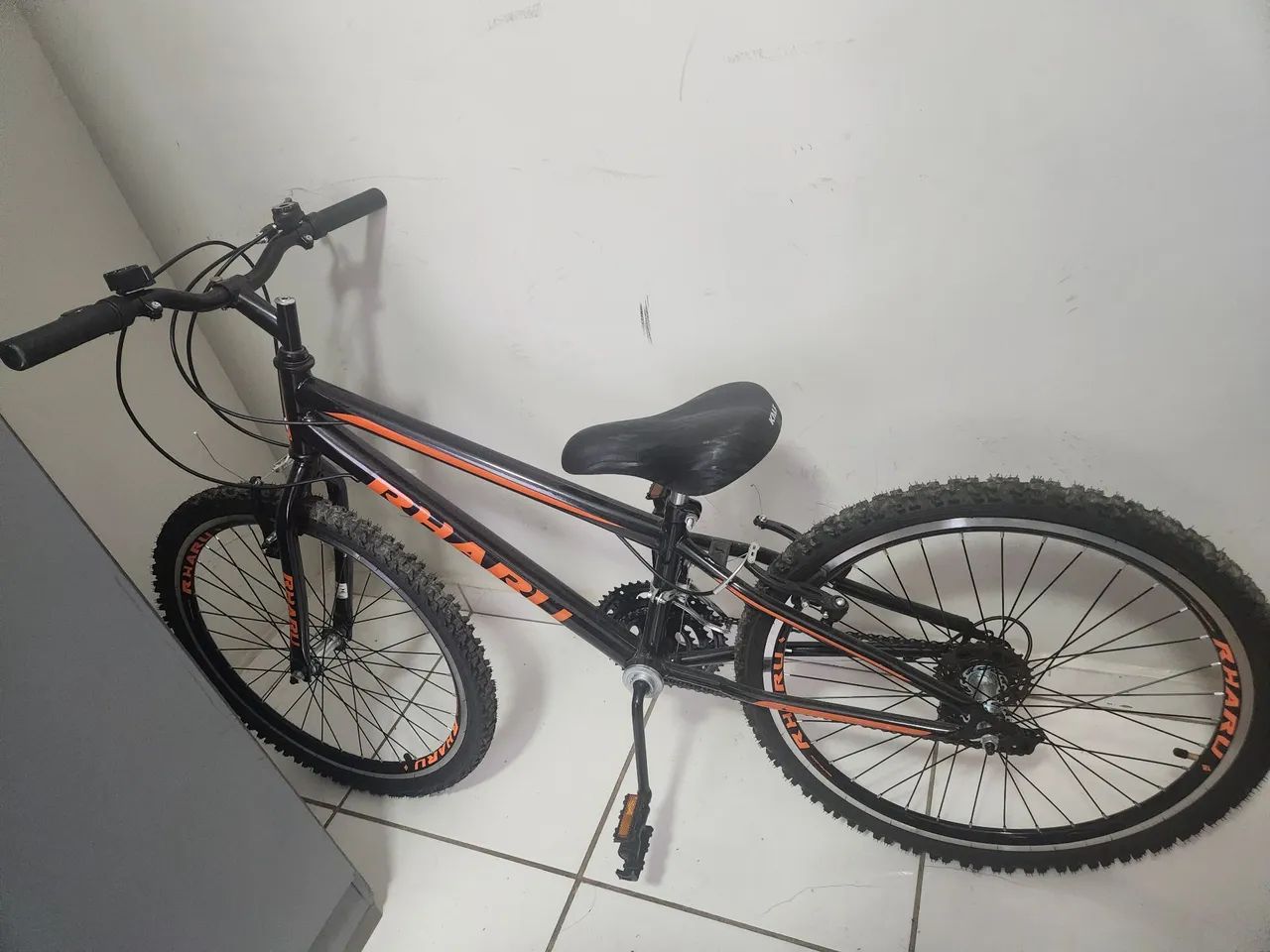 Bicicleta semi nova aro 26