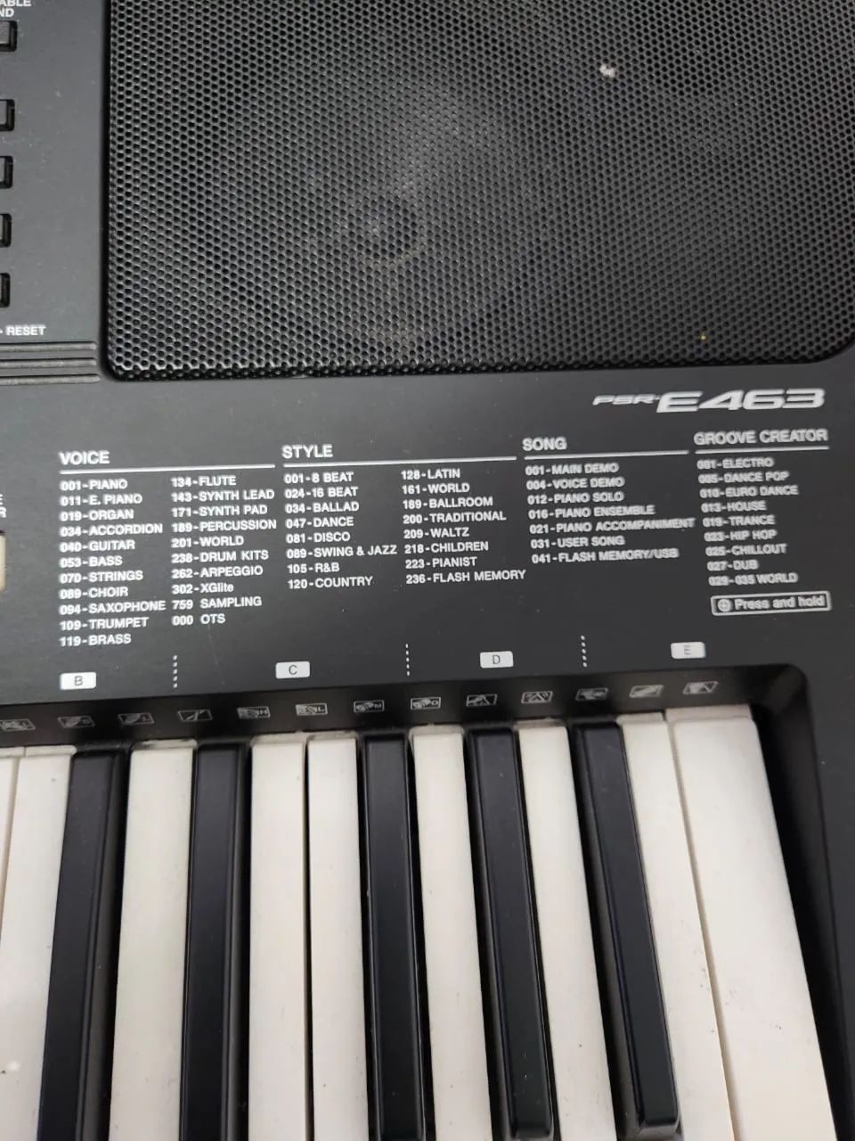 Teclado Yamaha E463 Completo + Case - Foto 3