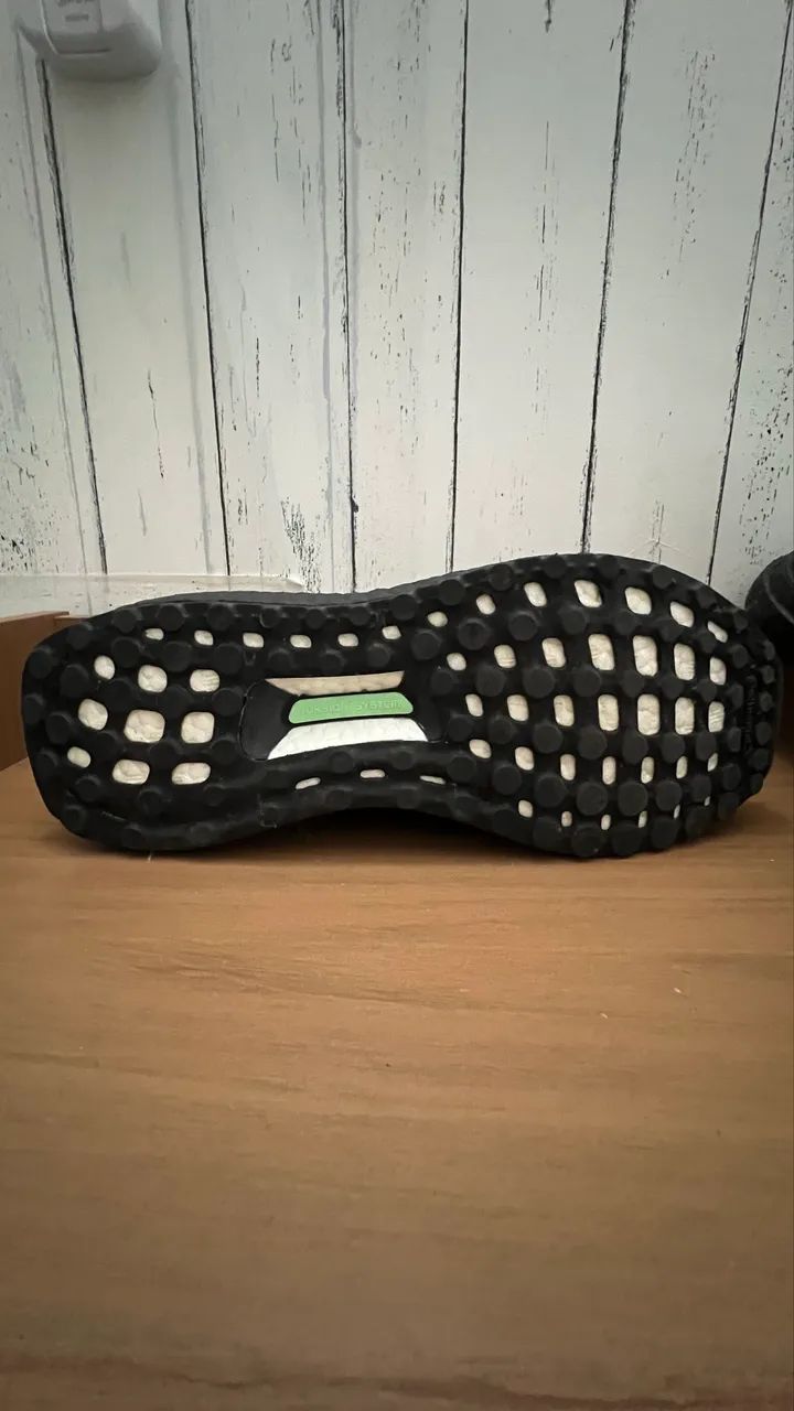 Tênis Adidas  - Foto 4