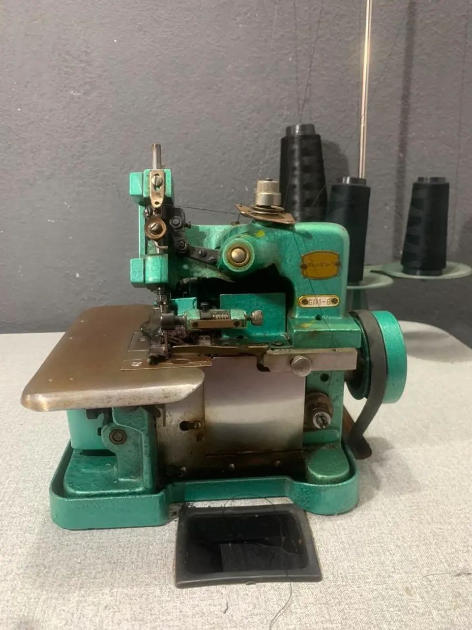 Máquina overlock