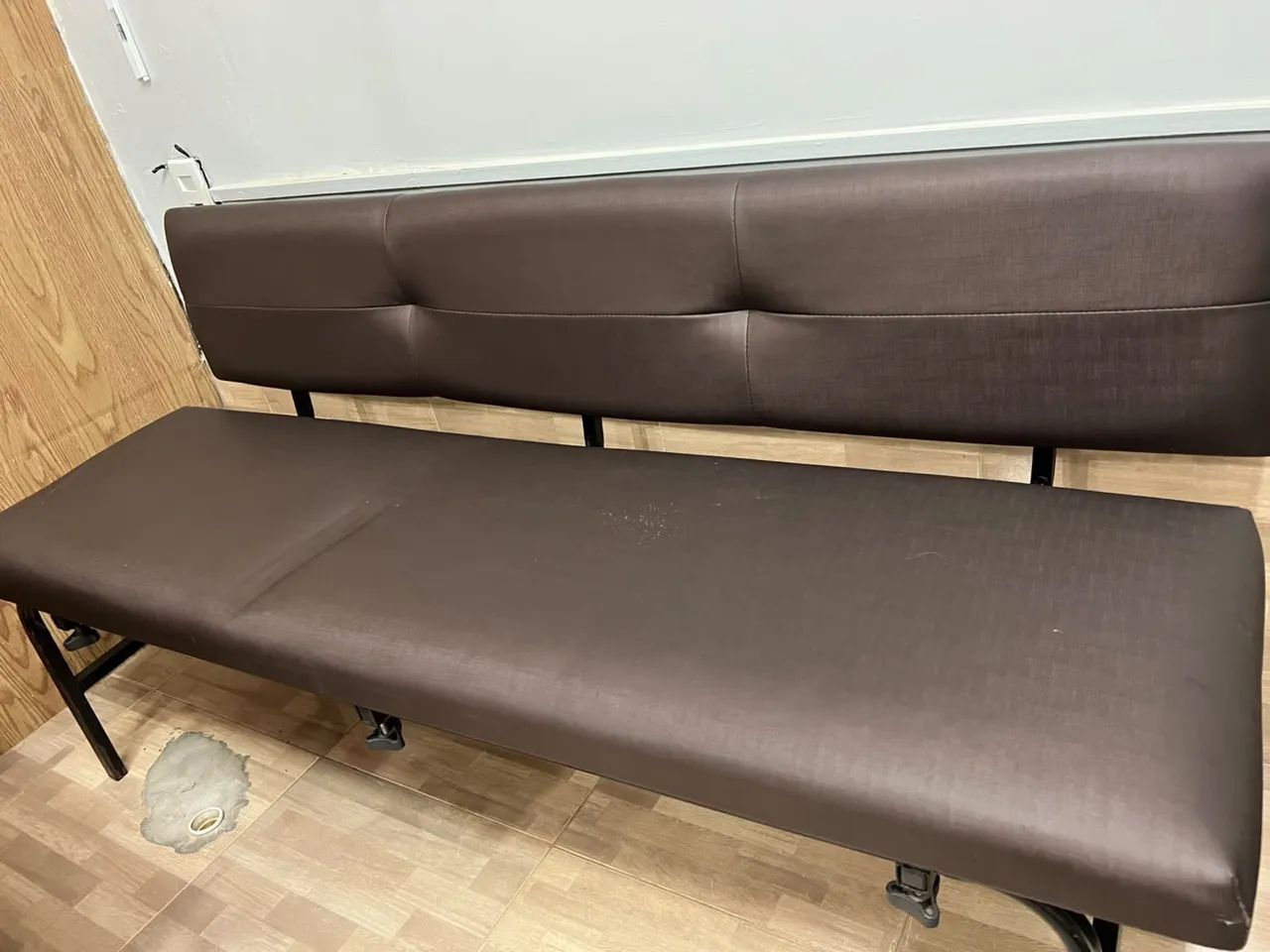 Vende móveis para salão de beleza  - Foto 2
