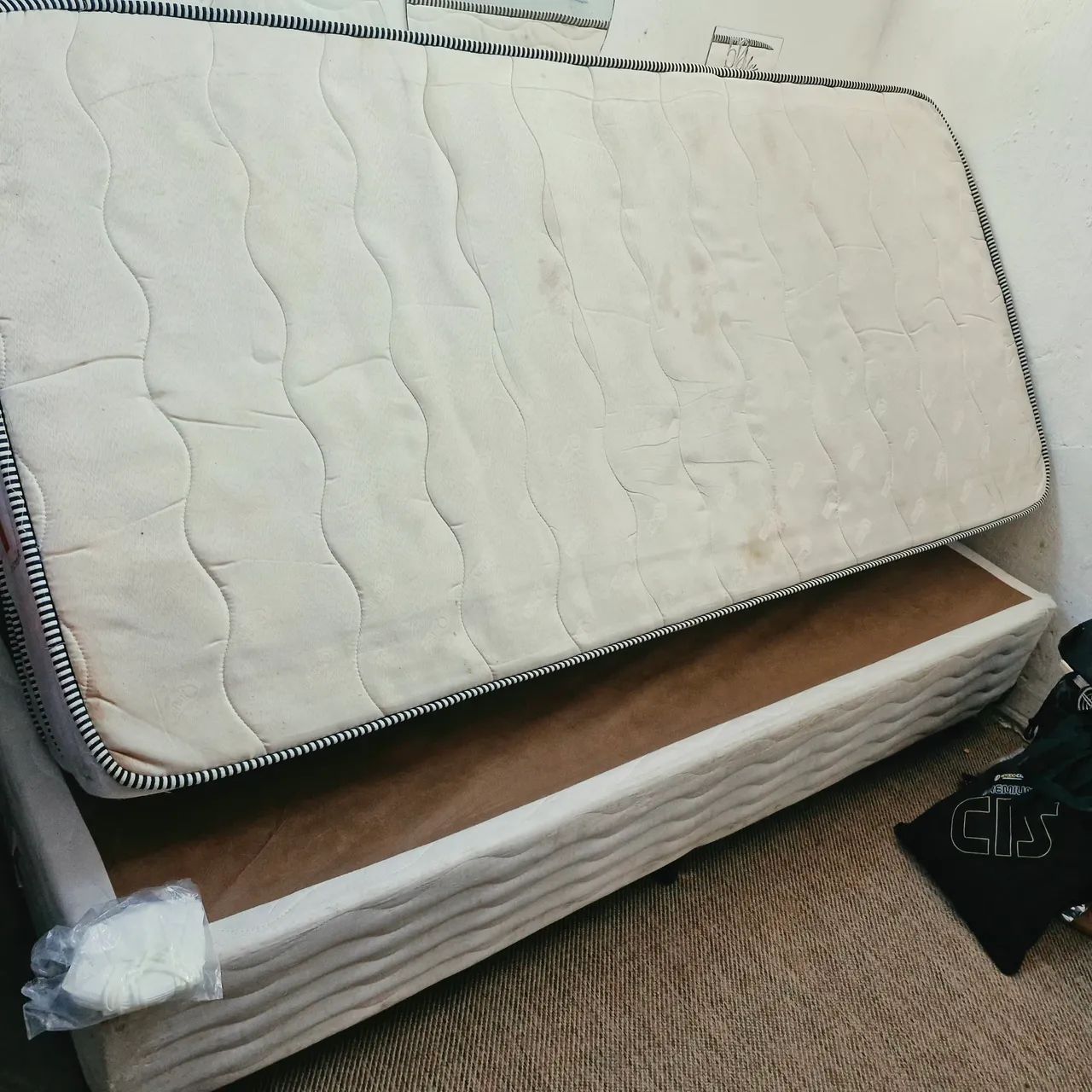 Cama box