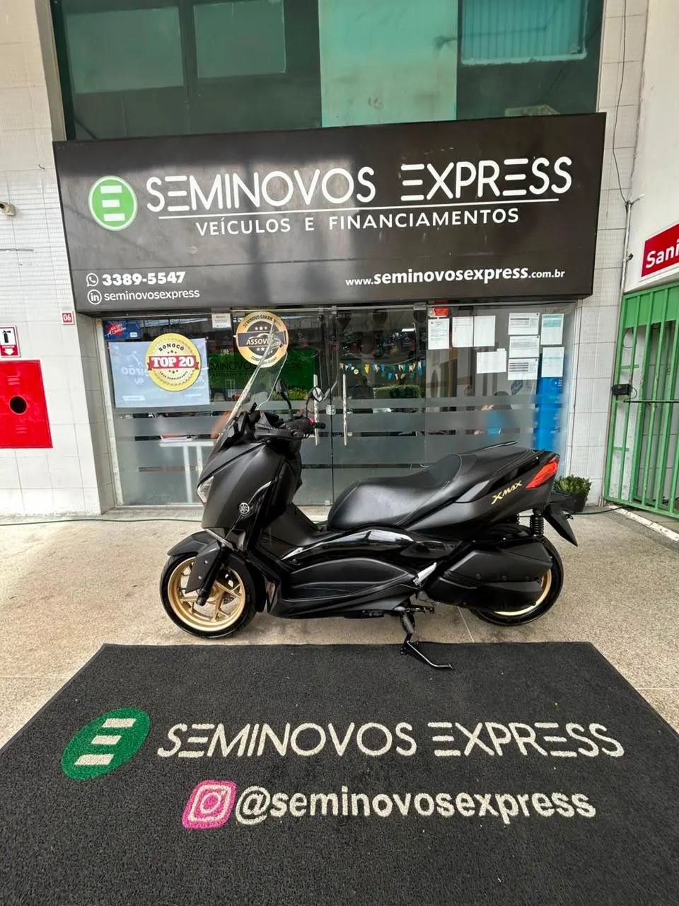 YAMAHA XMAX ABS  - Foto 4