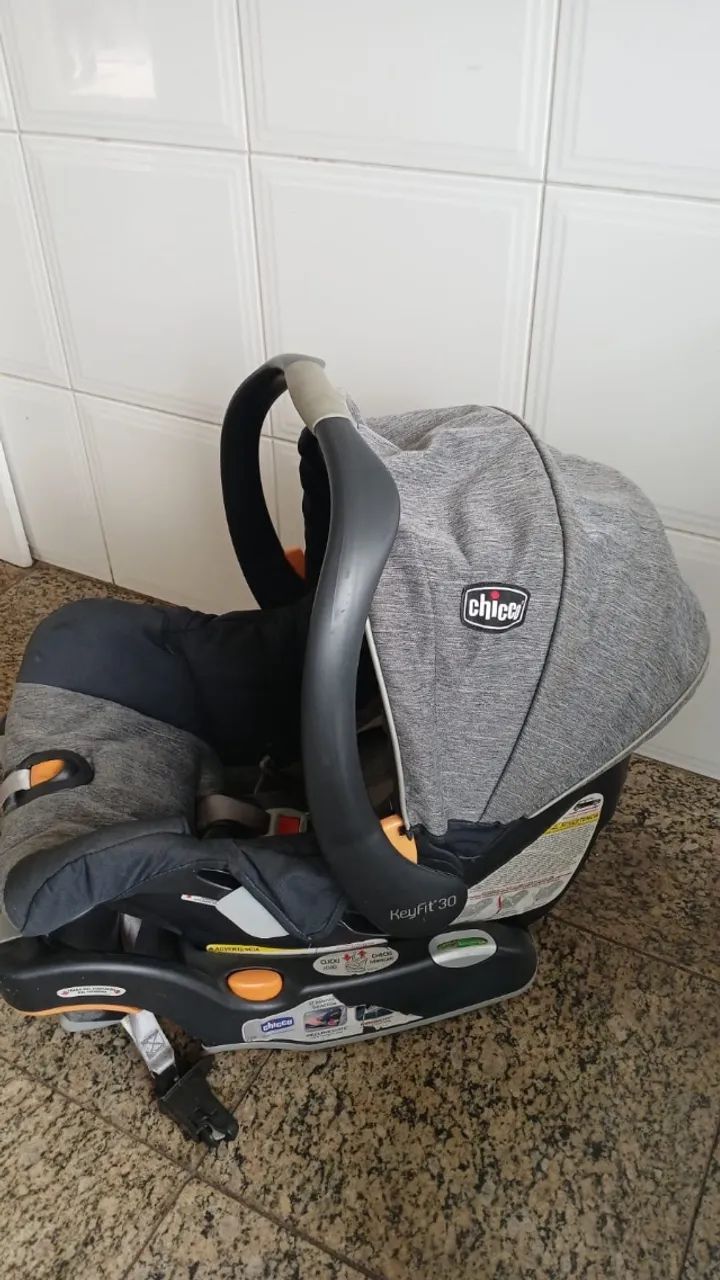 Carrinho de bebê e bebê conforto chicco  - Foto 2