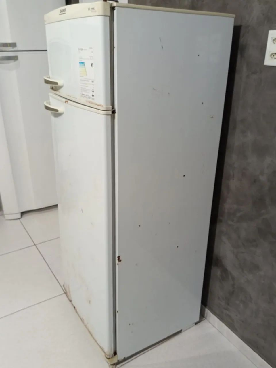 Geladeira Dako Usada R$390,00 - Foto 3