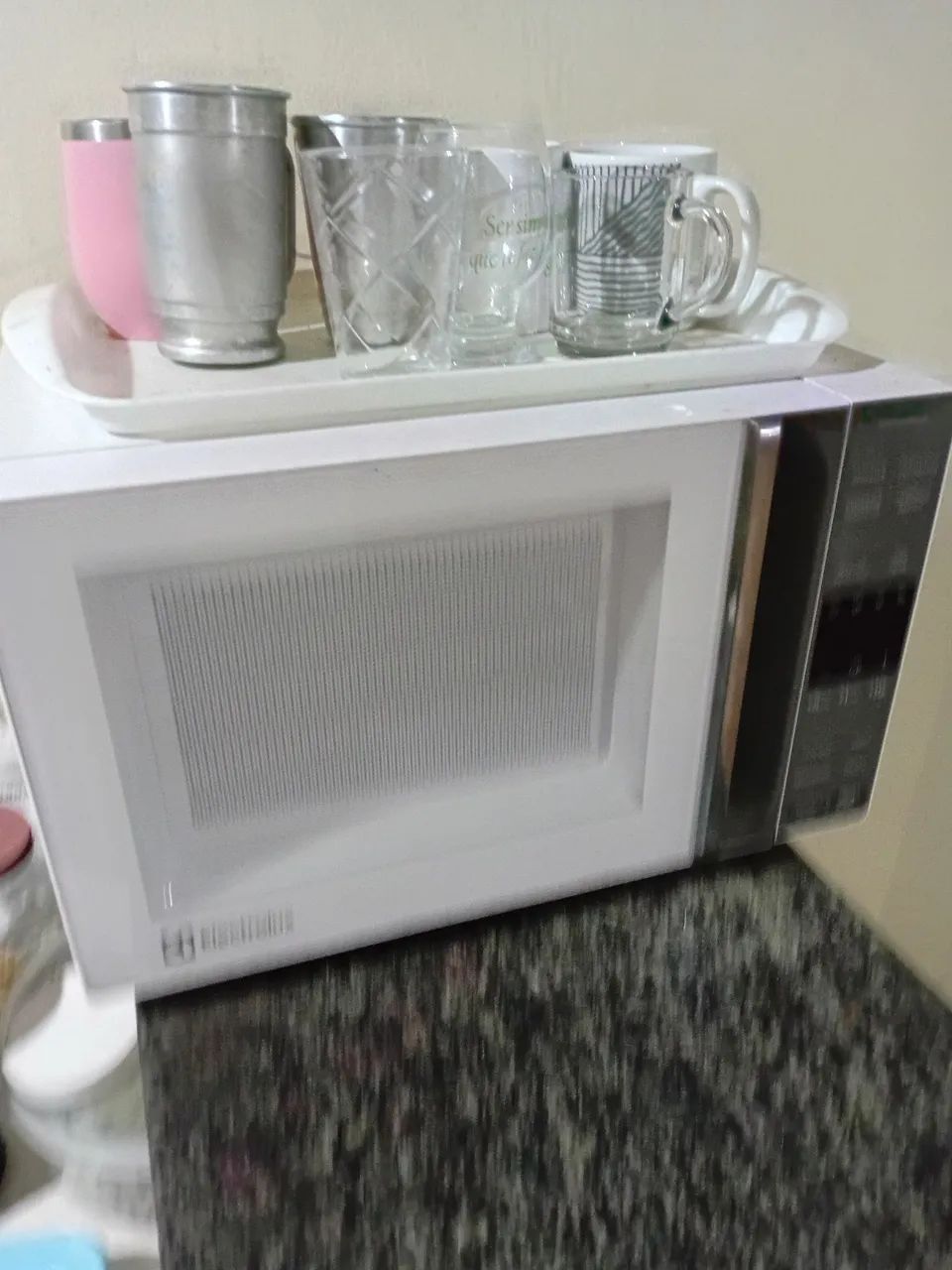 Vendo microondas 20 litros  - Foto 2