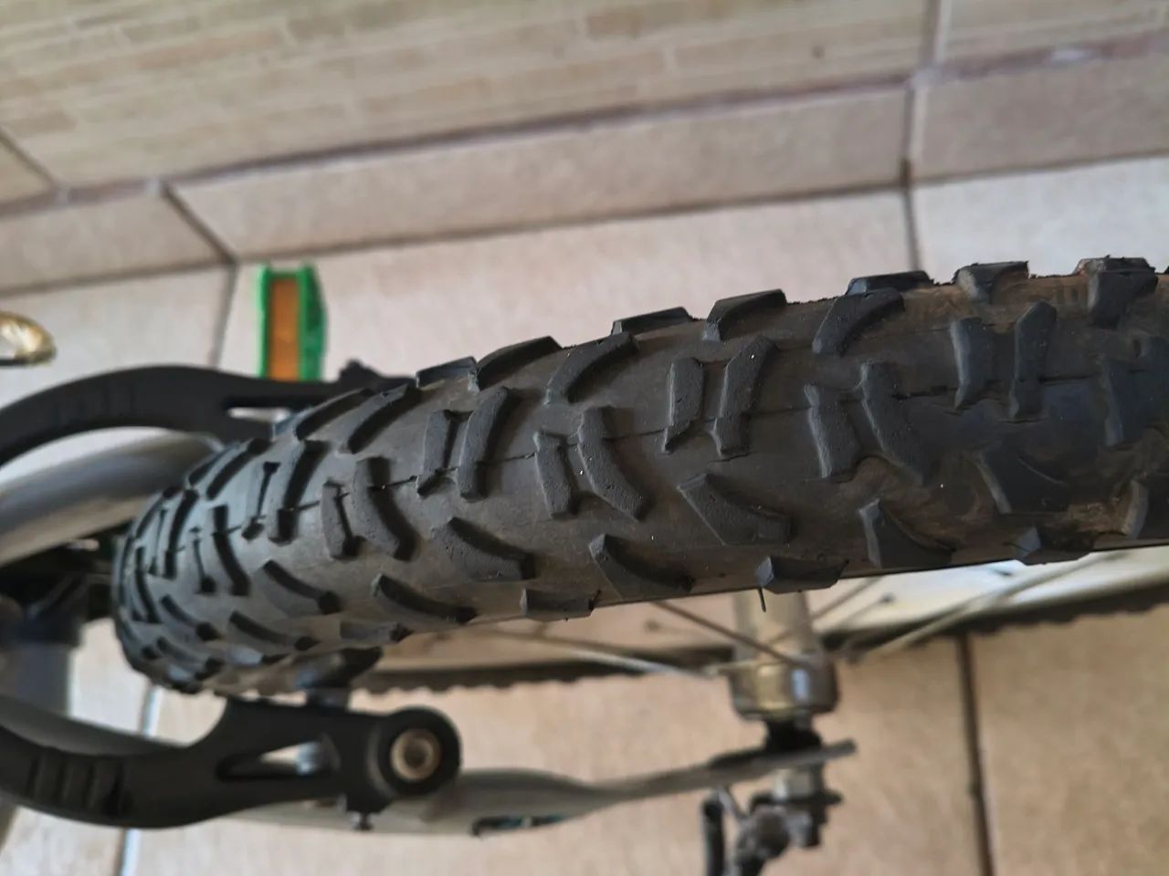 Bicicleta aro 16 bom estado  - Foto 5