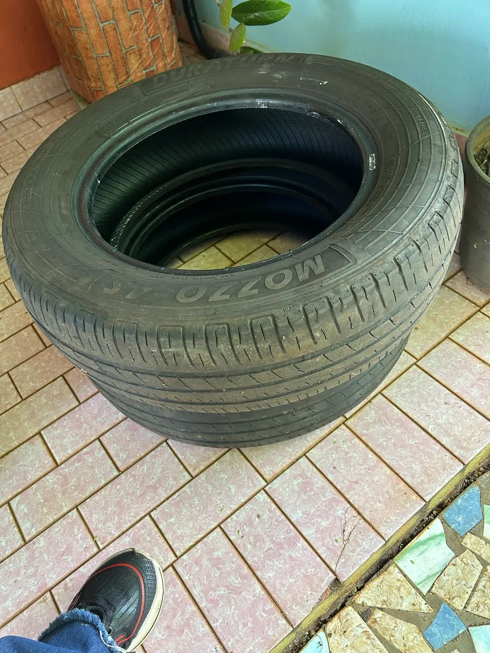 Pneus 2 - Foto 2