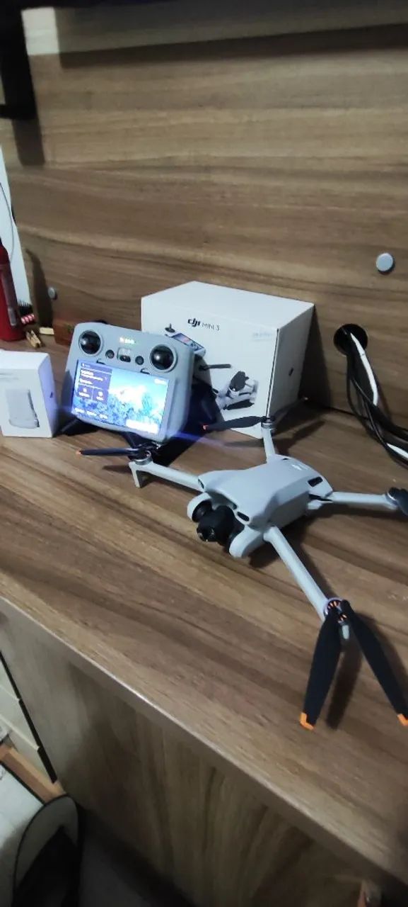 Vendo ou troco drone DJI MINI 3 
