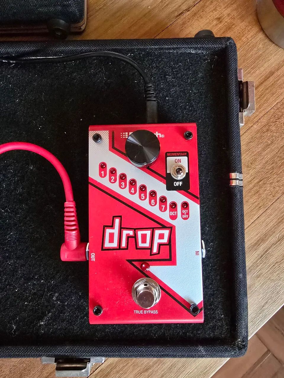 Pedal de efeito Digitech - Drop vermelho com fonte - Instrumentos