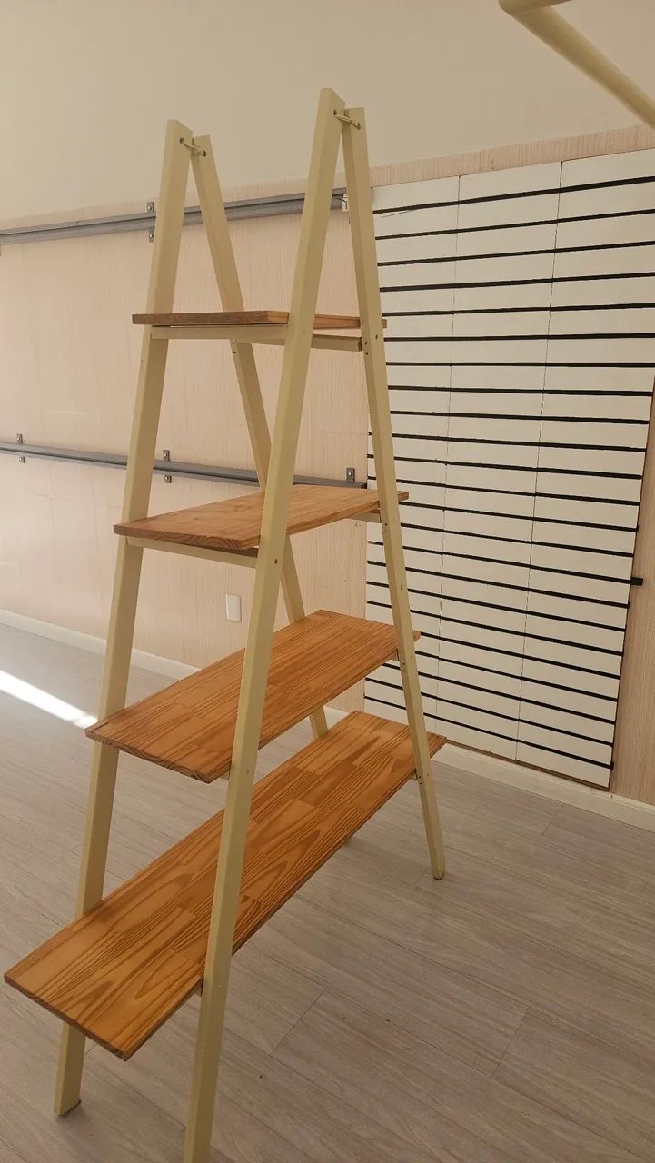 Estante Expositora com 4 Prateleiras - Pinus | 1,85 m - Foto 2