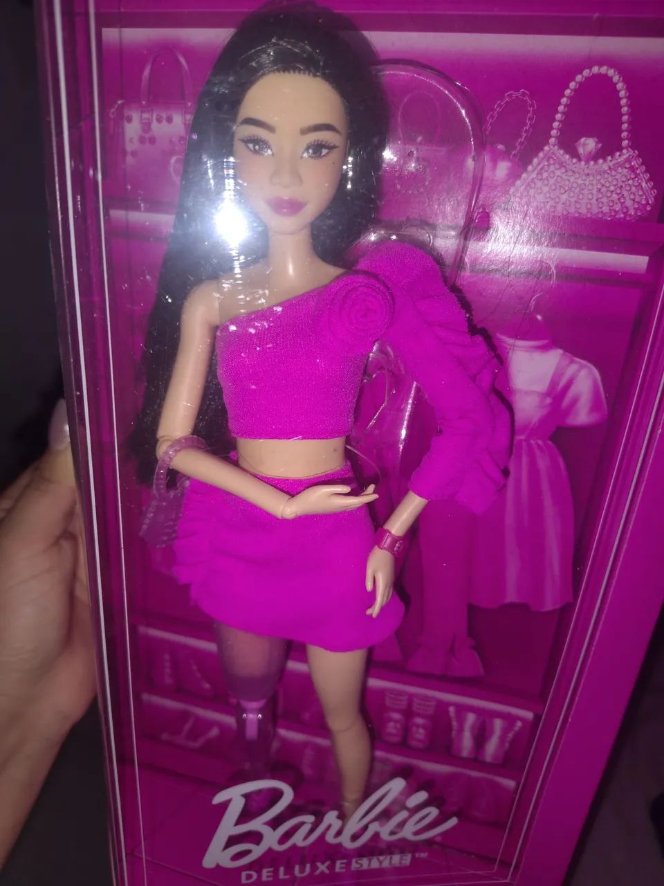 Barbie deluxe asiática 