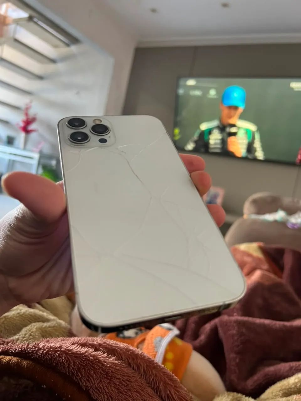 iPhone 12 Pro Max 128 branco - Foto 2