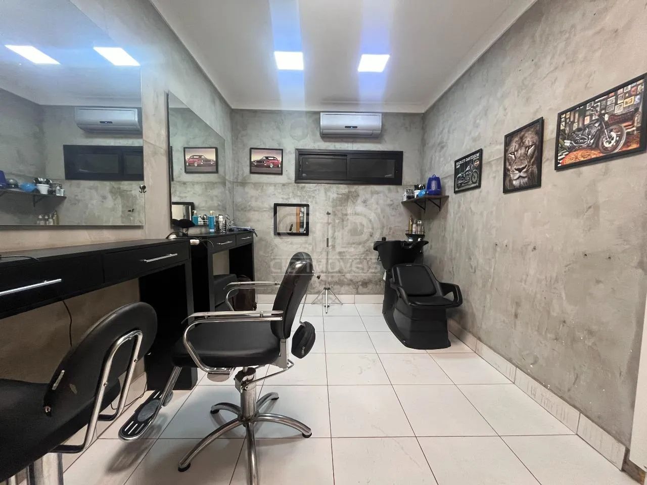 Sobrado Comercial com 3 Quartos (2 suítes) com Salão no Bairro Santa Rosa - Foto 5