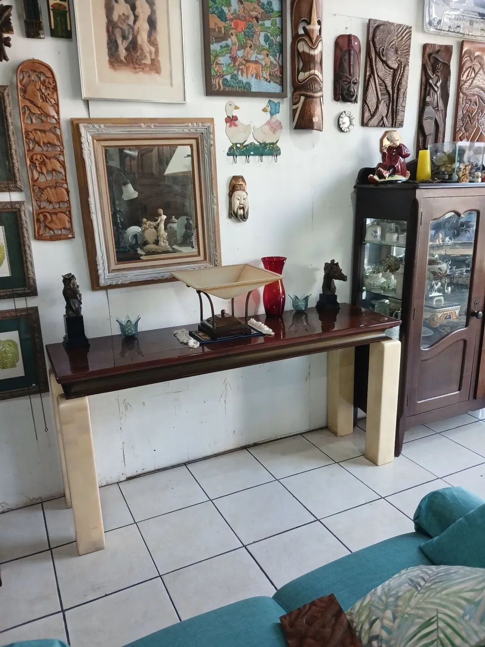 Elegante Aparador com tampo polido. - Foto 2