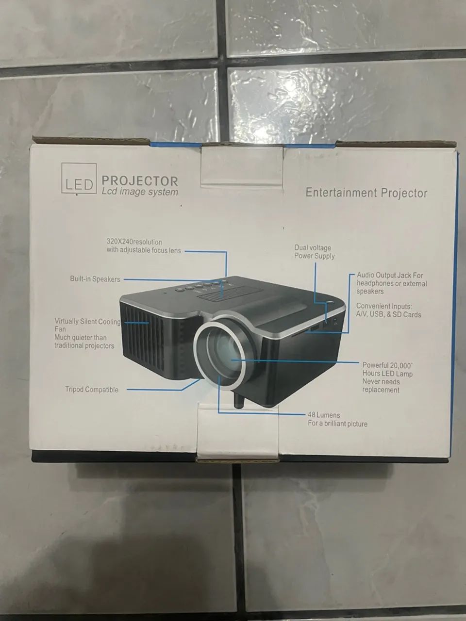 Mini Projetor Portátil UC28  - Foto 5