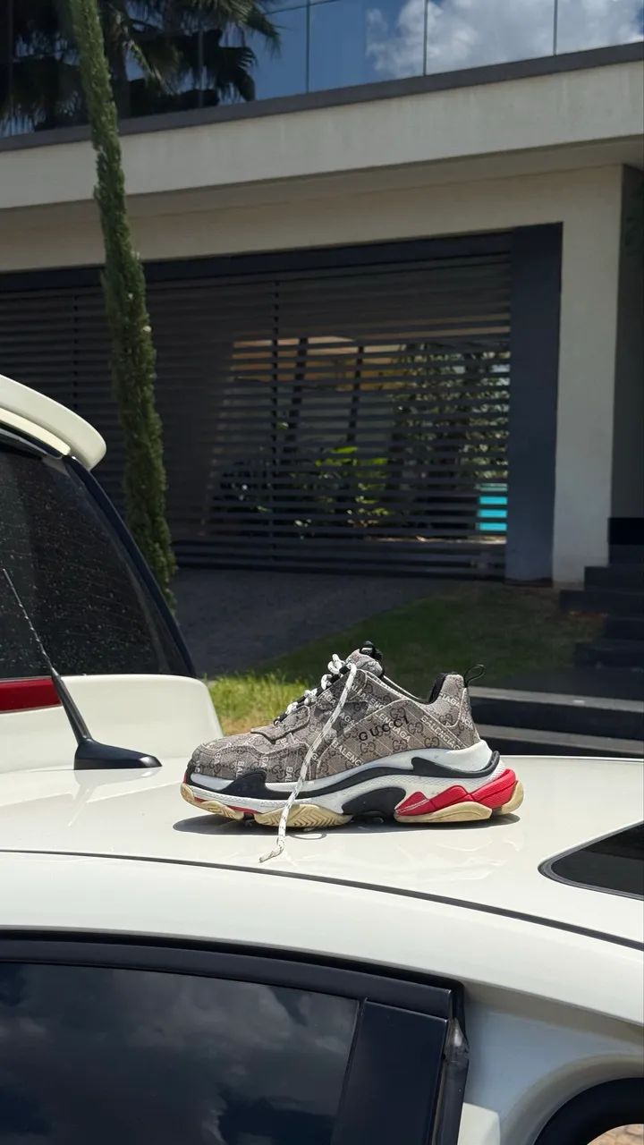 Balenciaga Triple S  - Foto 2