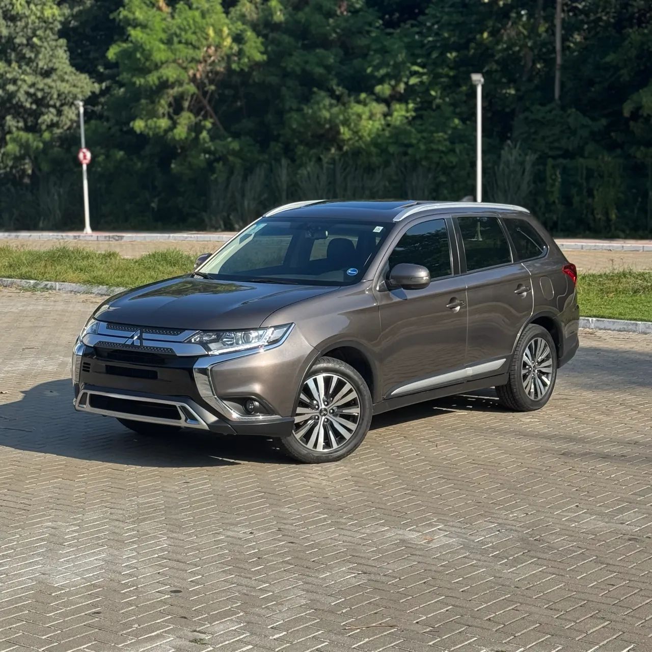 Mitsubishi Outlander 2021