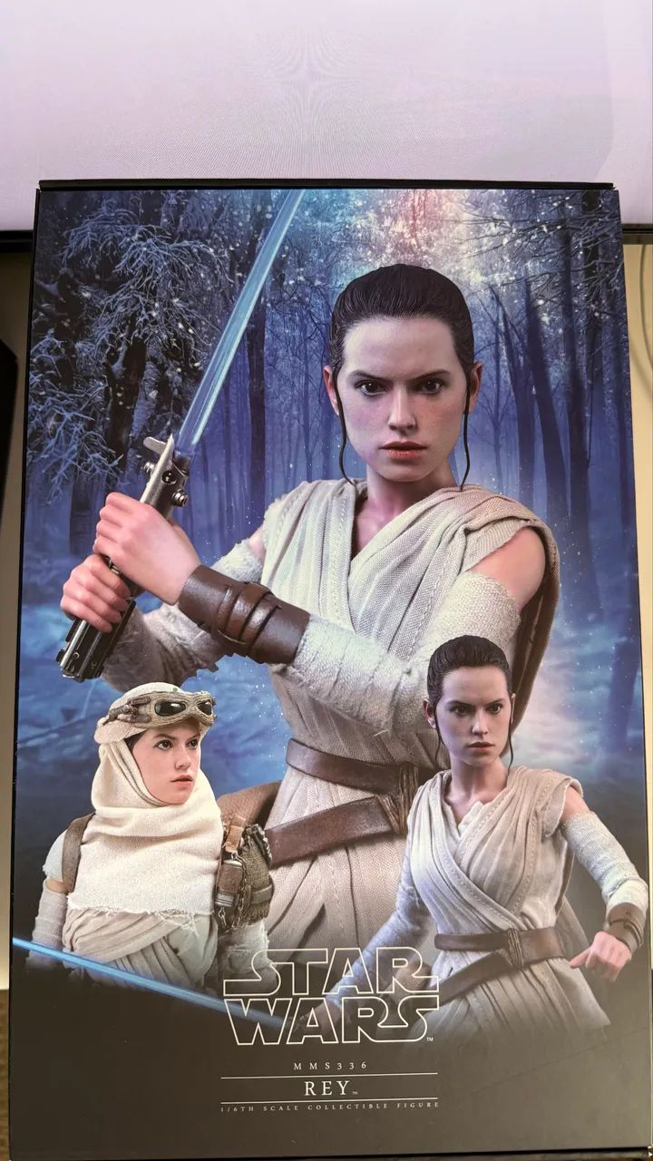 Action Figure Rey Star Wars Hot Toys - Foto 2