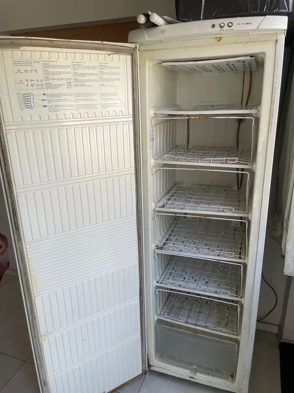 Vendo freezer Electrolux em perfeito estado. - Foto 2