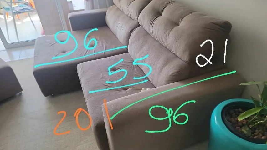 SOFÁ RETRÁTIL E RECLINÁVEL DA HABITATO SOFA  + PUFF    - Foto 5