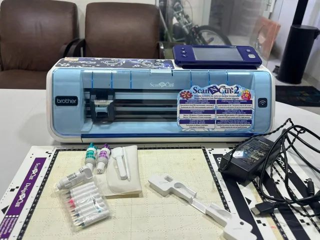 Máquina de Corte Brother ScanNCut CM600