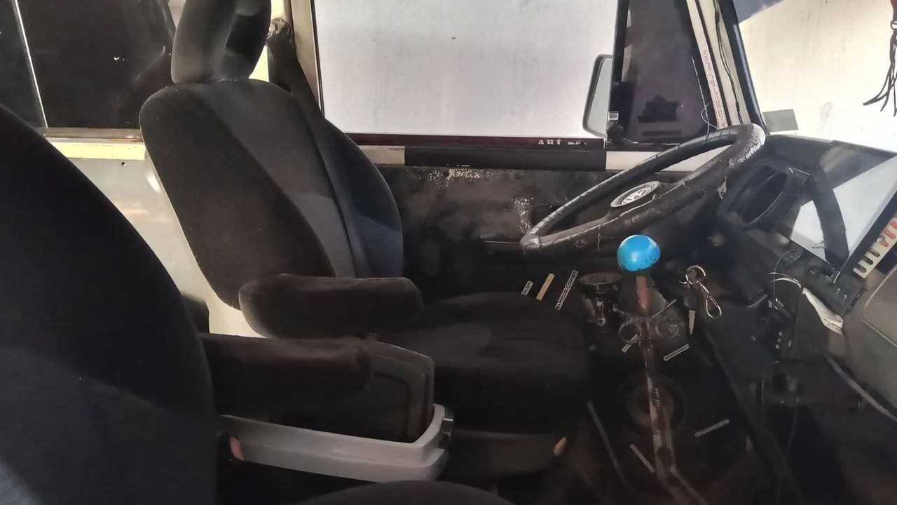 Kombi 12 lugares - Foto 5