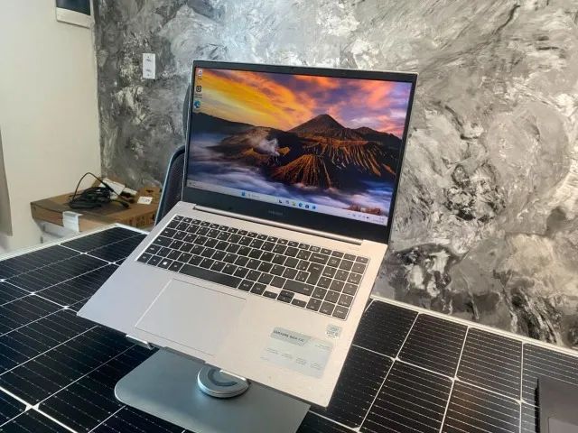 ?Notebook Samsung Book Processador: Intel®? Core? i5 - 10° Geração Memória: 8GB DDR4 SSD - Foto 3