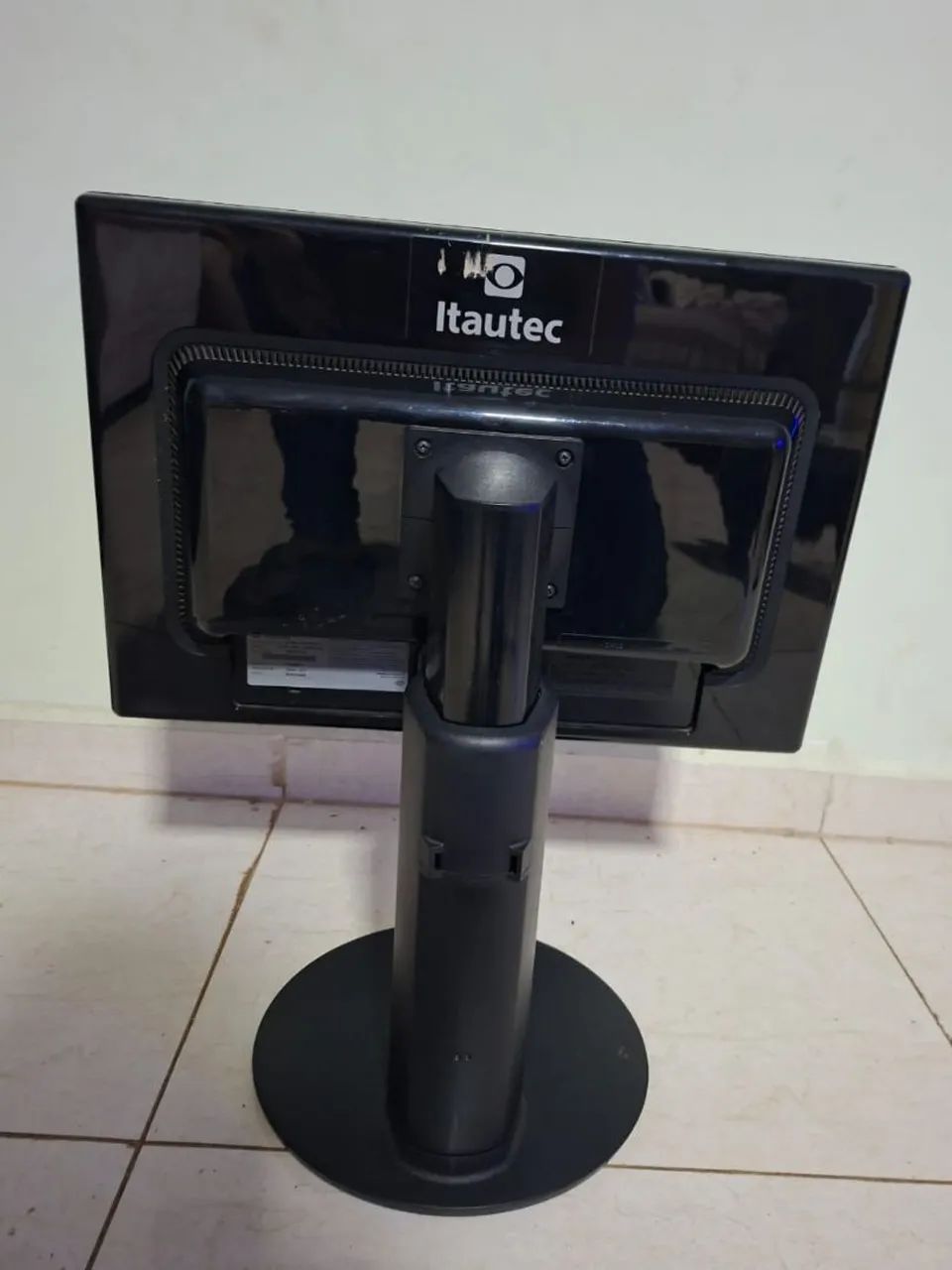 Vendo monitores móvel italtec infoway  com base ergonomica  - Foto 3