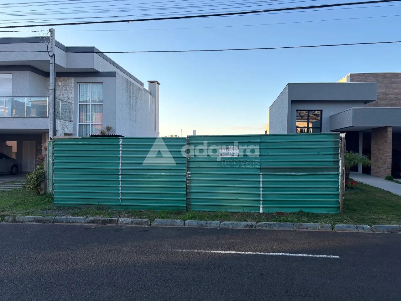 Terreno com inicio de construção - Foto 2