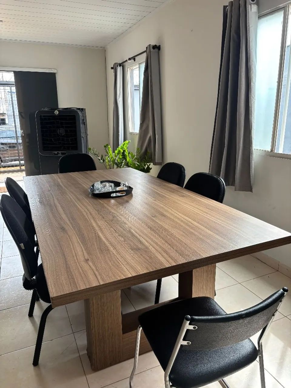 mesa de reunião ou jantar em MDF com as 6 cadeiras - Foto 2