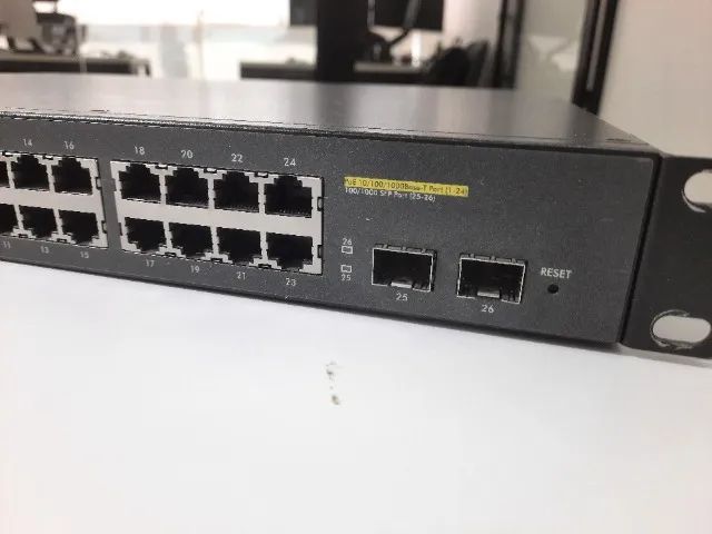 Switch Zyxel GS1900-24HP - 24 Portas Gigabit PoE+ (170W) - Foto 3
