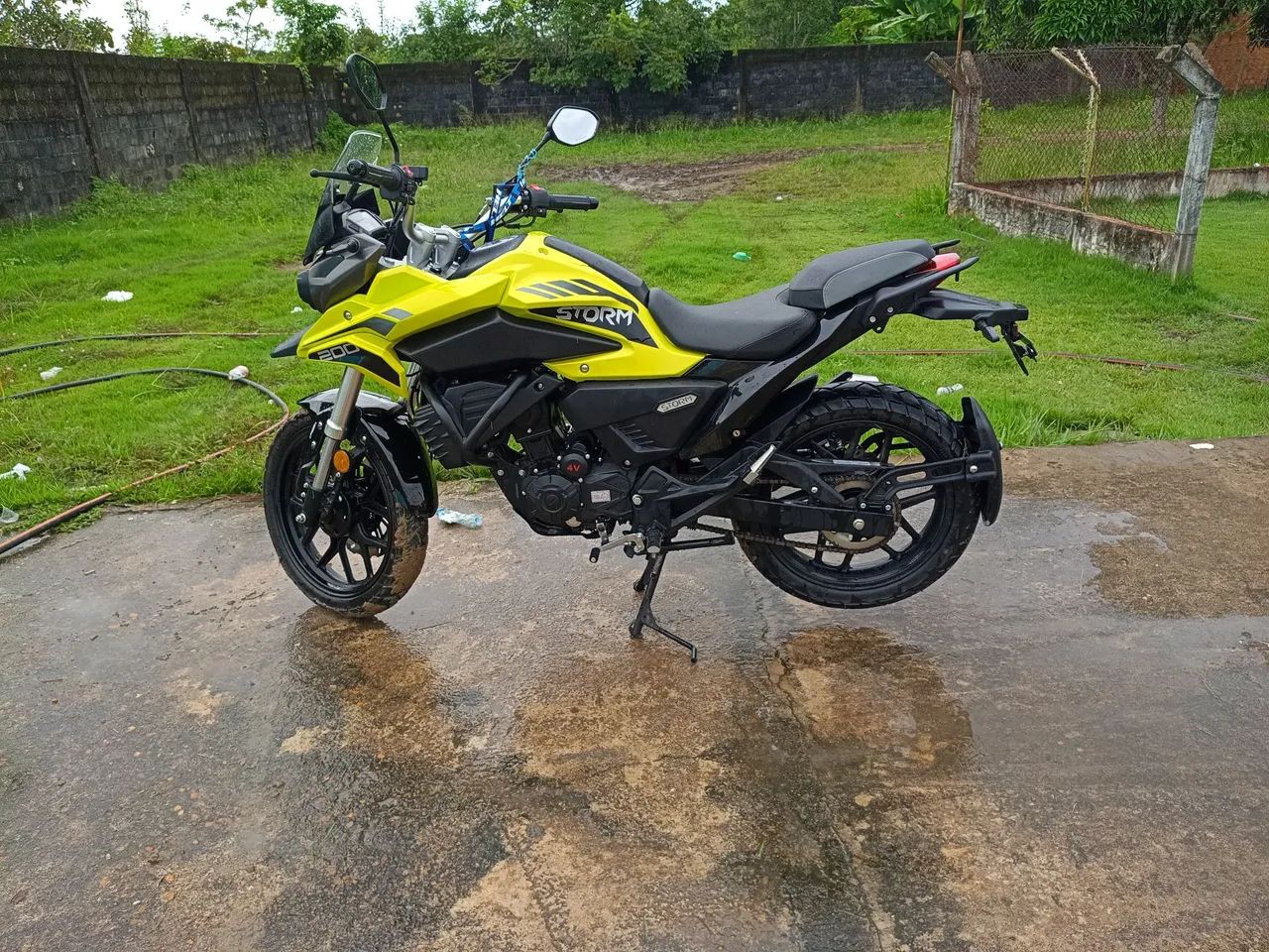 Storm 200  - Foto 2
