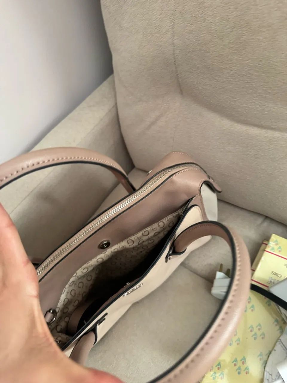 BOLSA ORIGINAL GUESS ROSE - Foto 4