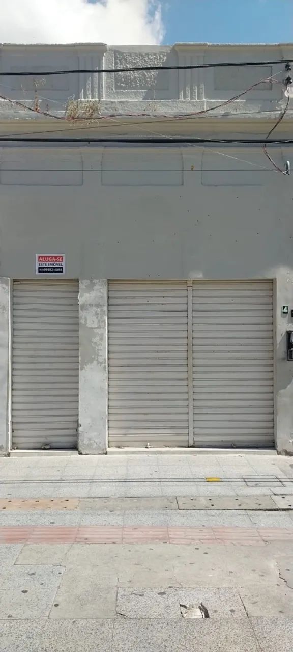 Aluga-se prédio comercial 