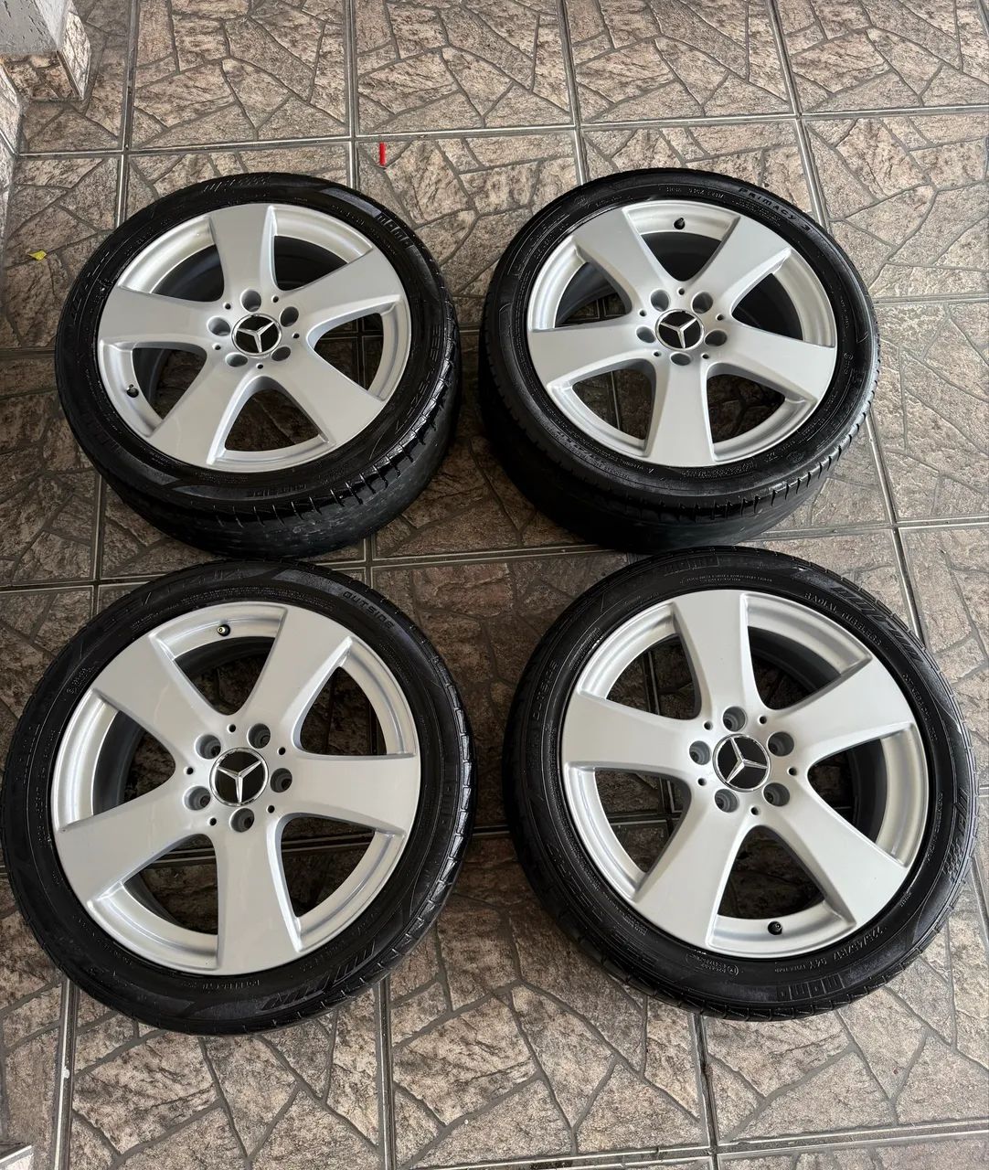 Rodas Originais Mercedes C200 5x112 Impecáveis C/ Pneus OPORTUNIDADE!