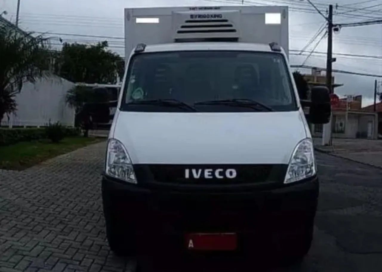 Iveco Daily 35s14 Baú Refrigerado - Ano 2015 - Foto 11