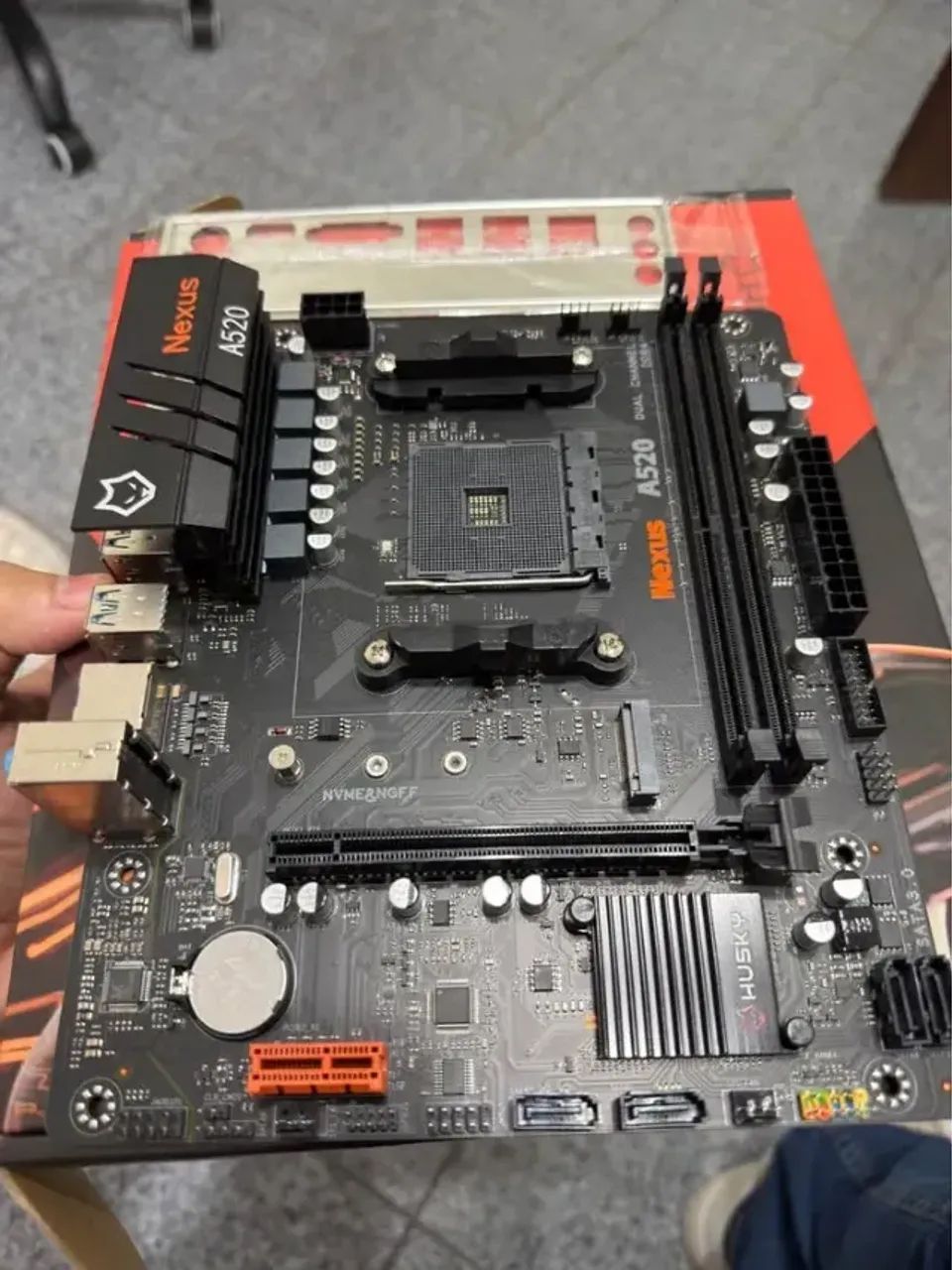 Placa mãe a520m Nova com nf e garantia