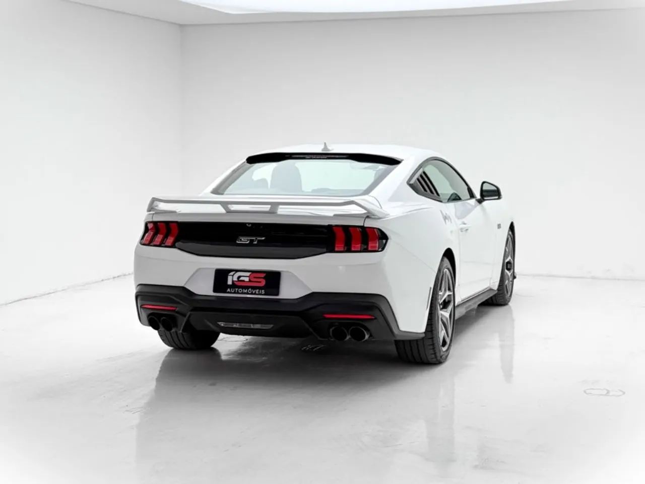 Ford Mustang GT V8 2024 - Foto 4