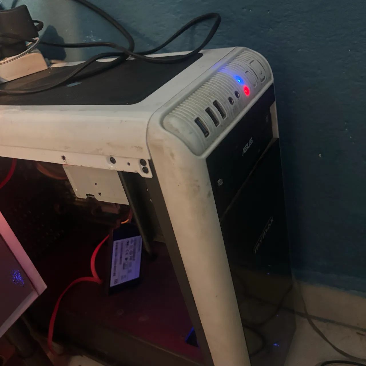 COMPUTADOR  RYZEN 5 2400G + SSD + 8RAM