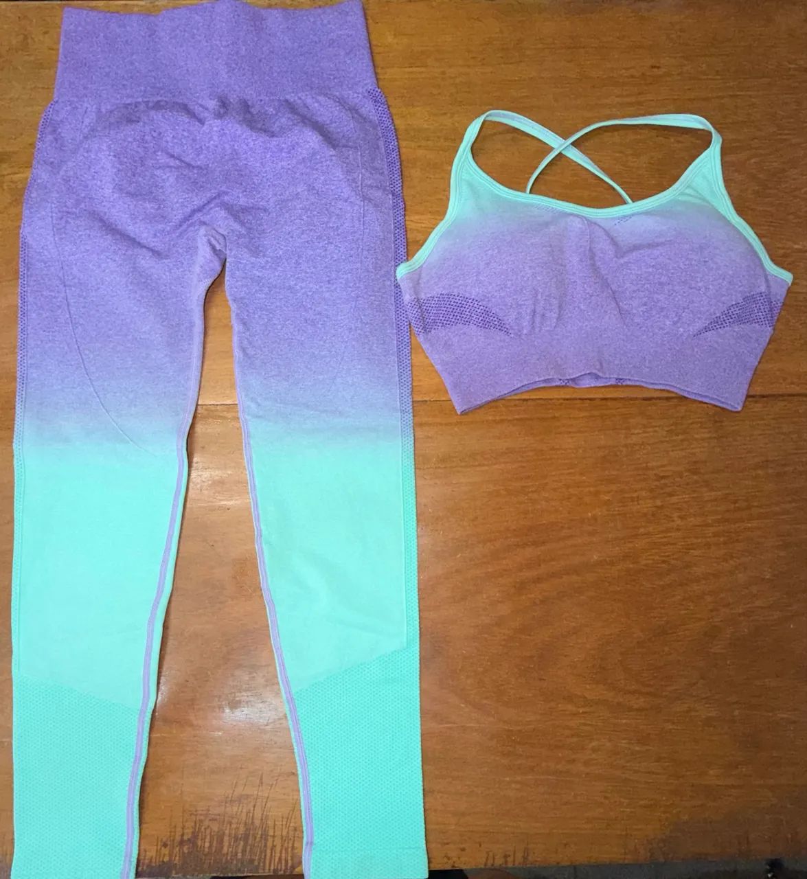 Vendo lote de roupas fitness  - Foto 3