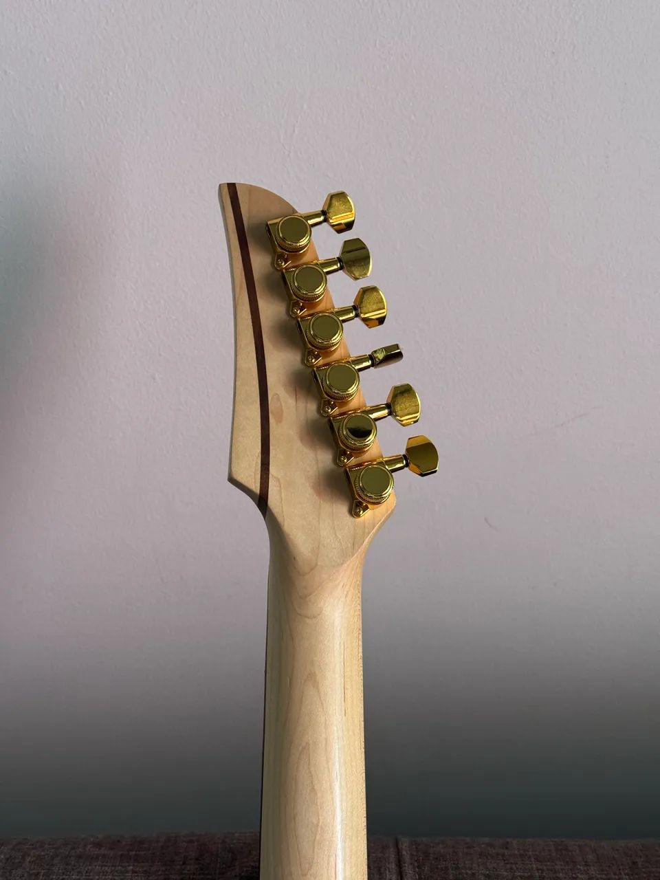 Guitarra Seize Katana Aura - Foto 5