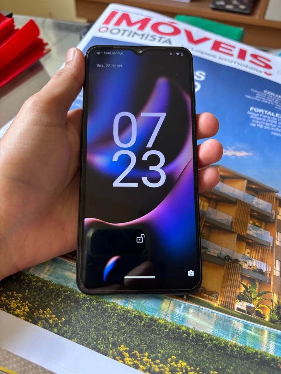 Celular moto E13