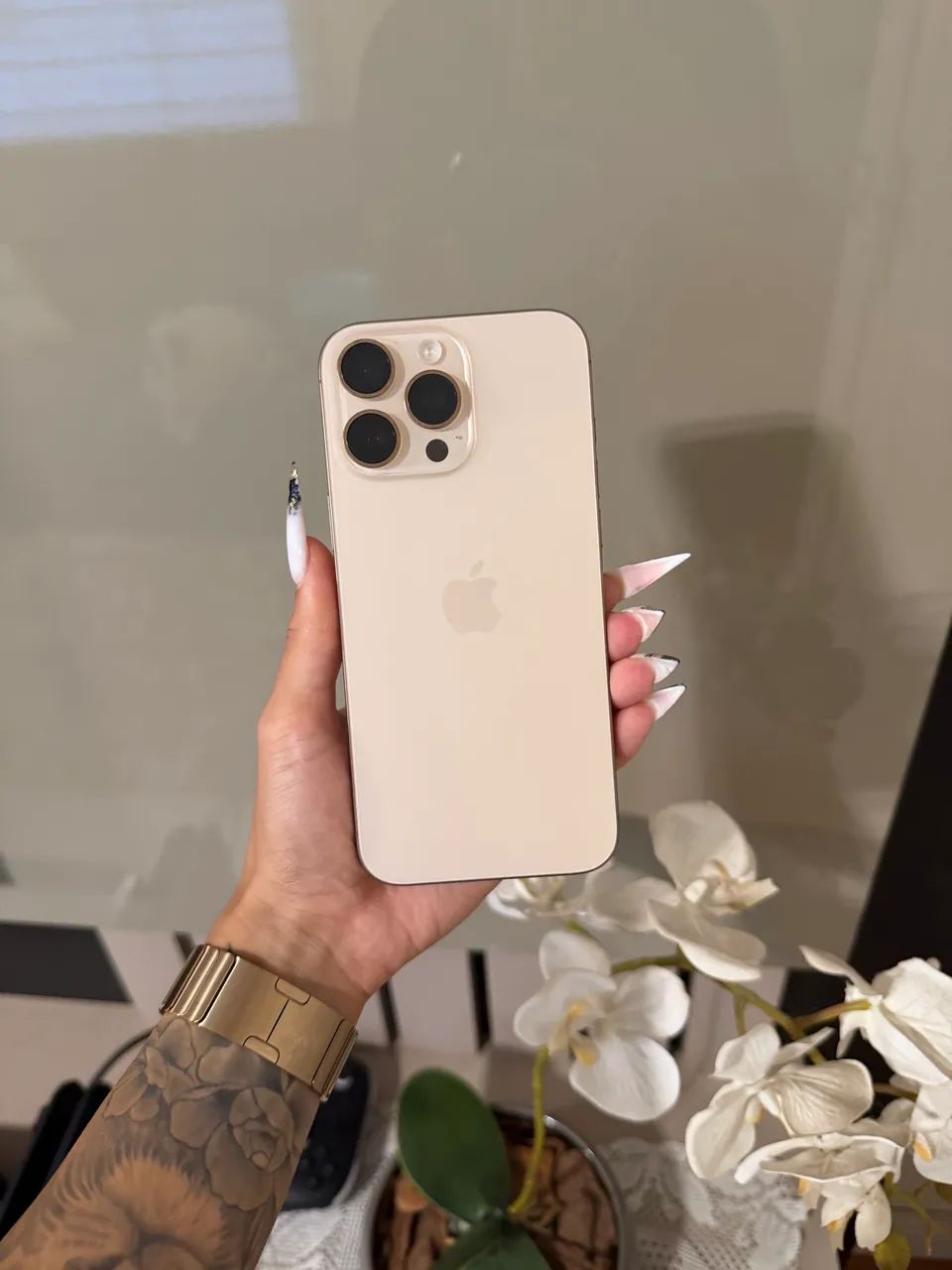 iPhone 16 Pro Max Titânio Desert IMPECÁVEL  - Foto 2