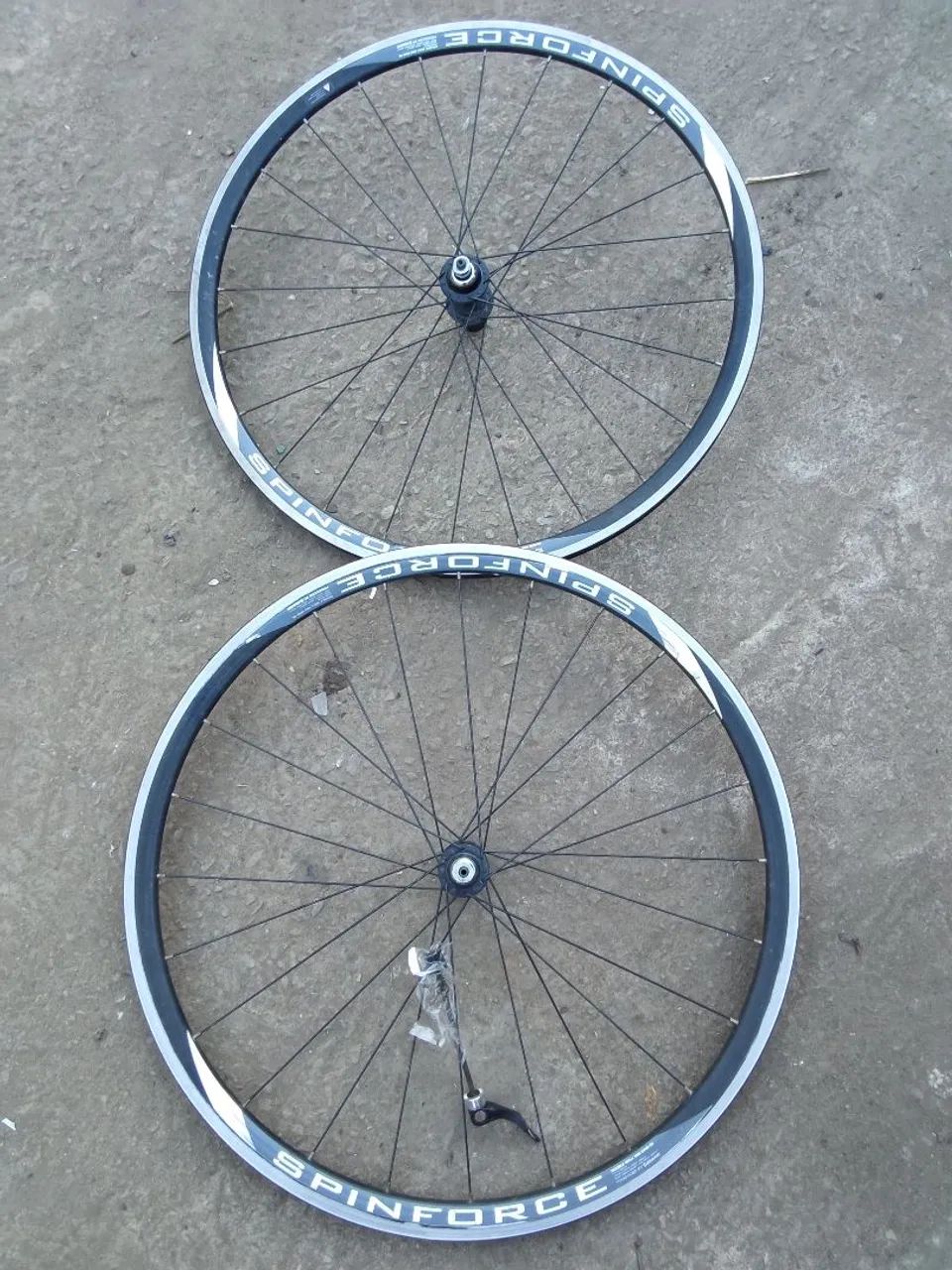 Rodas Speed Originais Giant - Par com K7 9 velocidades - Pouco uso