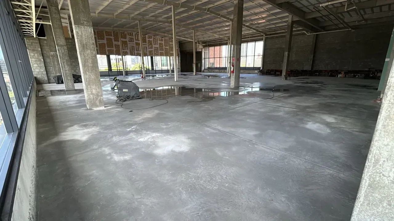 COBERTURA COMERCIAL DE ALTO PADRÃO PARA LOCAÇÃO NO DERBY  VISIBILIDADE, SOFISTICAÇÃO E EST - Foto 4