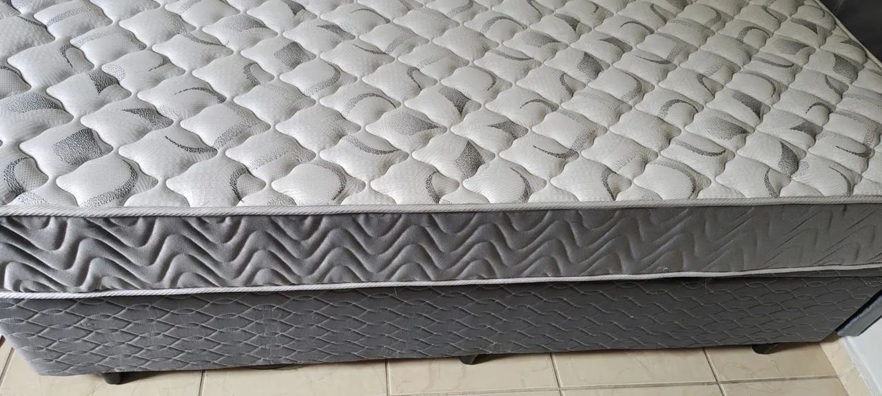Cama de solteiro com box de baú e cabeceira - Foto 3
