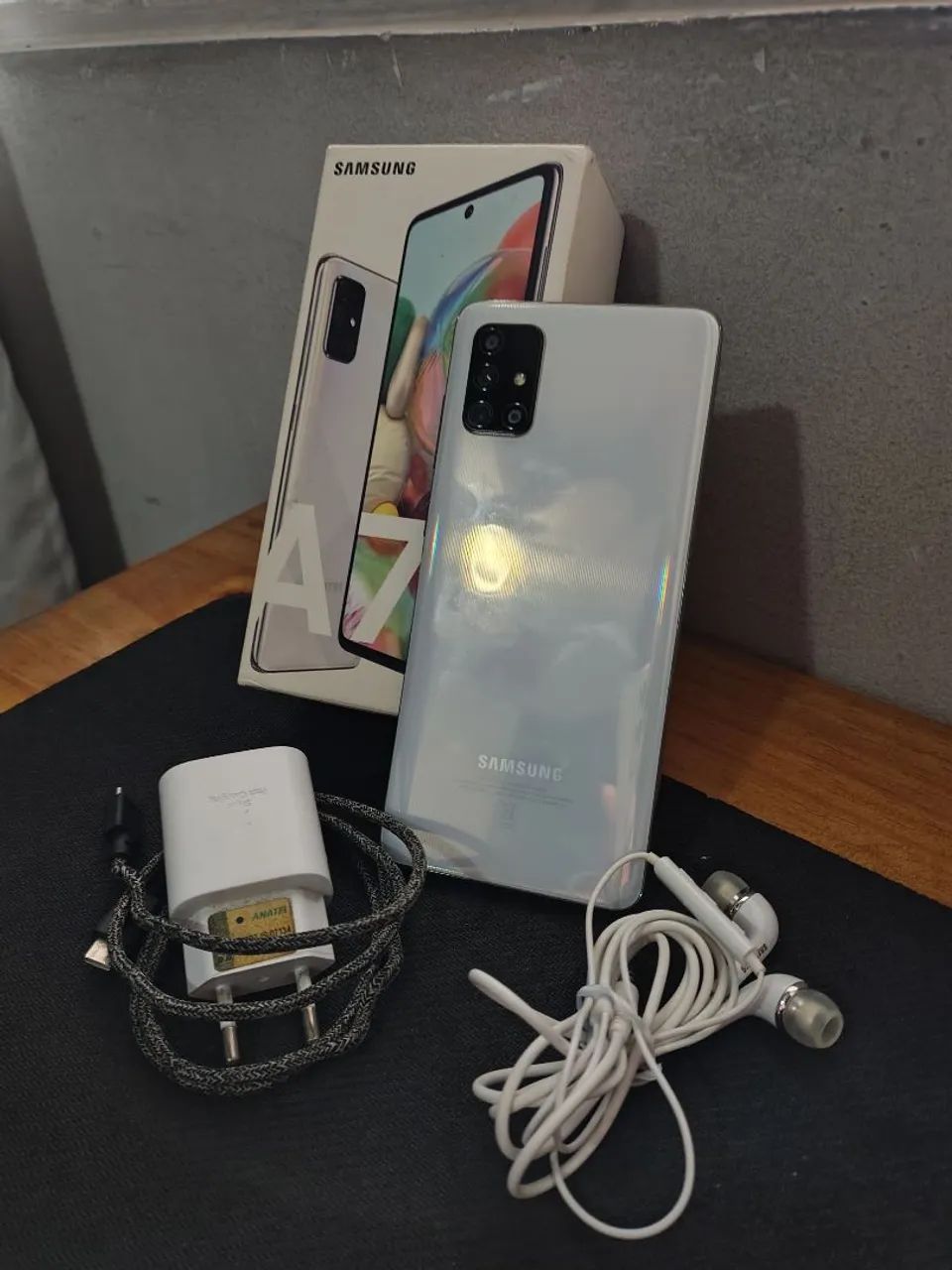 Samsung Galaxy A71 128GB Branco - Excelente e sem danos ou defeitos  - Foto 4