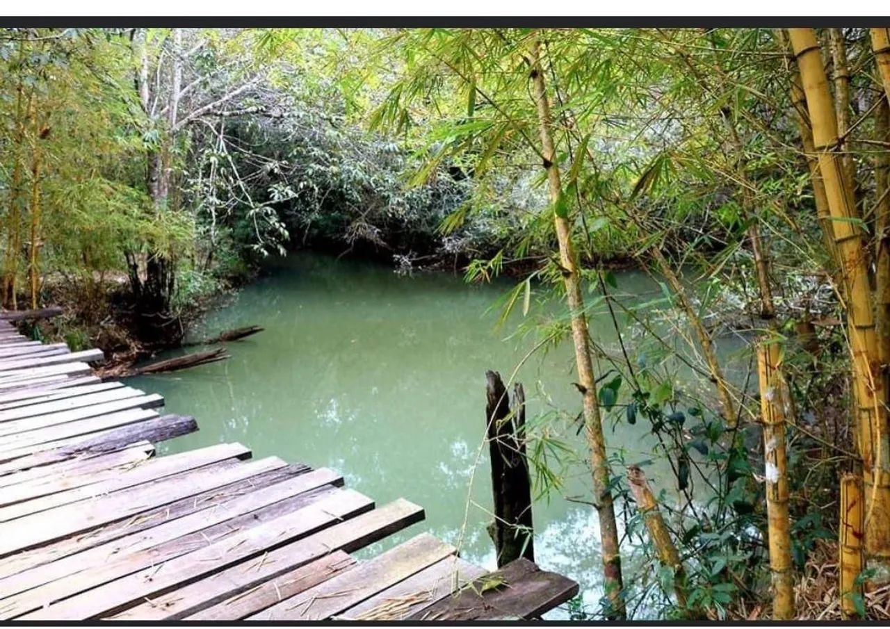 Aluga-se sitio 