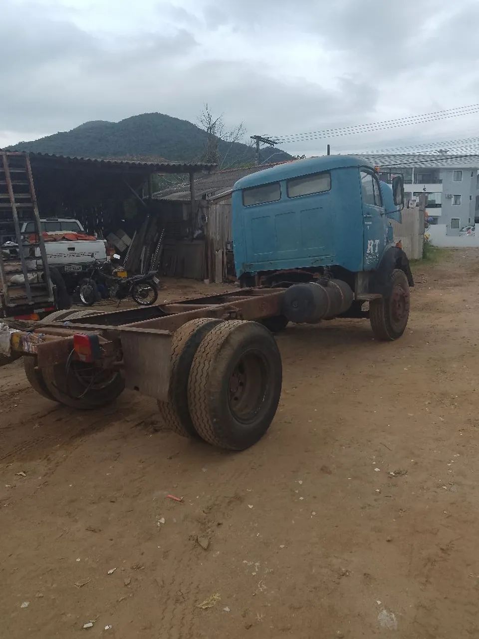 Caminhão Mercedes Benz - Foto 4